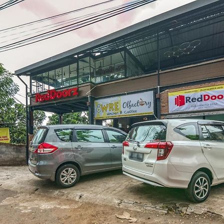 Reddoorz Plus Near Akademi Kepolisian Semarang 3 Exteriör bild